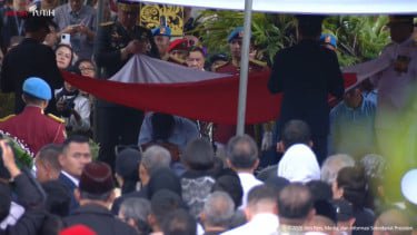 Try Sutrisno Wafat, Istana Imbau Masyarakat Kibarkan Bendera Setengah Tiang Selama 3 Hari