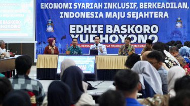 Waka MPR: Ekonomi Syariah Harus Mampu Berdayakan Masyarakat dari Bawah