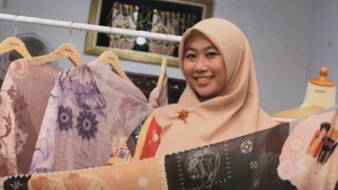 Pemberdayaan BRI Tumbuhkan Kreativitas Pelaku Usaha &lsquo;Hijasmita&rsquo; Lewat Desain Hijab Modern Bernuansa Lokal