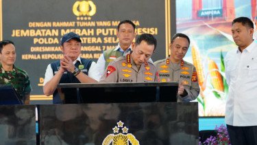 Ikuti Arahan Presiden, Kapolri Resmikan 57 Jembatan Merah Putih di Sumsel
