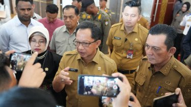 Mendagri Tito Dorong Pemda Percepat Belanja APBD agar Ekonomi Bergerak