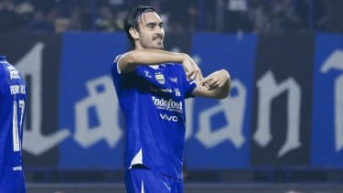 Unik, Duel Persib dan Borneo Sama seperti Arsenal dengan Manchester City