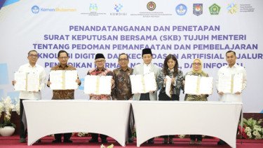 Mendagri TIto Teken SKB 7 Menteri soal Pedoman Pemanfaatan Teknologi Digital dan Kecerdasan Buatan