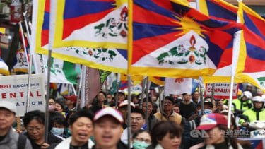 Ratusan Orang Gelar Pawai Peringati Pemberontakan Tibet di Taipei, Ingatkan Taiwan soal Ancaman China
