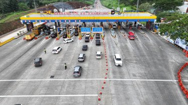 Hindari Antrean di Gerbang Tol, Siapkan Saldo e-Toll Segini saat Arus Balik dari Surabaya-Semarang ke Jakarta