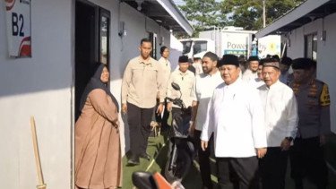 Usai Salat Id, Prabowo Langsung Cek Huntara Korban Bencana di Aceh Tamiang