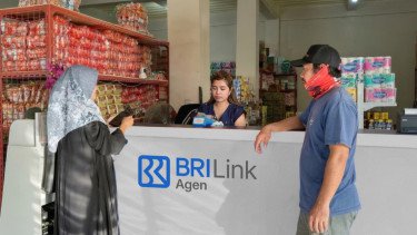 BRILink Agen Rieche Endah Permudah Transaksi Warga hingga Ciptakan Lapangan Kerja di Sumbawa