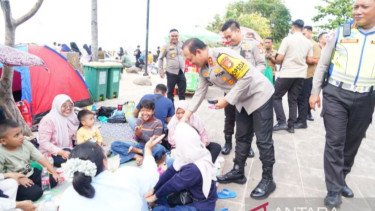 Ancol Membeludak! Kapolda Metro Jaya Kerahkan Ribuan Personel Pertebal Pengamanan