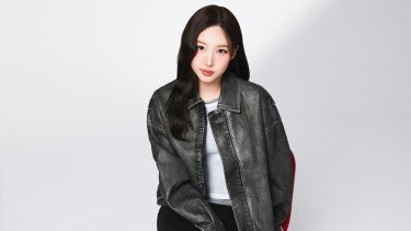 Nayeon Twice Punya Cara Sendiri Pilih Gaya Fashion Nyaman dan Simple tapi Tetap Stylish