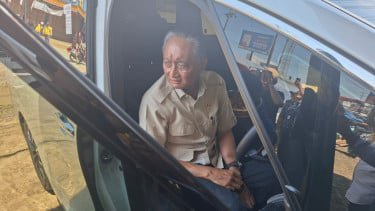 Momen Menteri PU Nyetir Sendiri di Tol Trans Jawa: Bagus dan Smooth