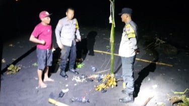 Geger! 10 Orang Tersambar Petir di Lumajang, Satu Tewas