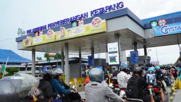 Puncak Arus Balik Mudik di Ketapang Makin Padat, ASDP Pastikan Layanan Tetap Terkendali