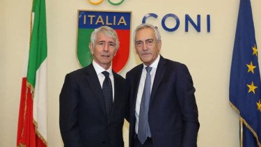 Sebut dalam Masa Krisis, Presiden Federasi Italia Sentil Politisi: Hanya Dorong Saya untuk Mundur