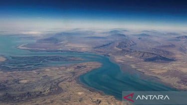 Iran ke Trump: Selat Hormuz Hanya Akan Dibuka Jika Iran Dapat Kompensasi Melalui Tarif Tol