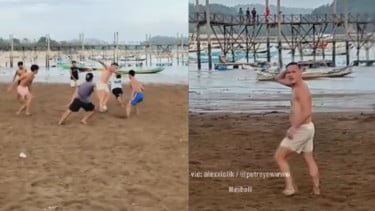 John Herdman Main Bola di Pantai Lombok Bareng Warga, Netizen: Auranya Positif