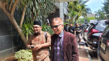Nyelekit! Novel Bamukmin Minta Pandji Tobat Kalau Mau Laporan Soal Mens Rea Dicabut