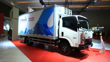 Isuzu ELF Refrigerator