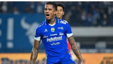 Mandul di Kandang Sendiri, Persib Ditahan Arema 0-0, Ancaman Borneo FC di Puncak Makin Nyata
