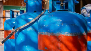 Harga LPG Makin Mahal Imbas Perang, Pedagang Kaki Lima Makin Tercekik!