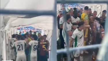 Jay Idzes Lerai Keributan Pemain di Laga Sassuolo vs Genoa