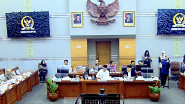 Menhaj Gus Irfan Setop Bahas War Tiket Haji di DPR