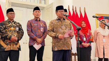 Pramono Kukuhkan 117 Petugas Haji, Minta Layani Jemaah dengan Baik
