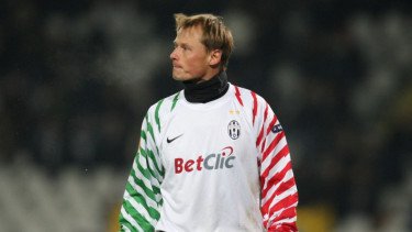 Aku Hancur, Curhat Pilu Istri Eks Kiper Juventus dan Arsenal Usai Tewas Ditabrak Kereta Api