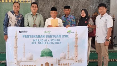 PT Pegadaian Cabang Bima Serahkan Bantuan CSR Peralatan Ibadah ke Masjid Al Ijtihad