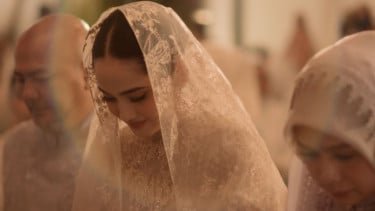 TERPOPULER: Nama Asli Ayah Kandung Syifa Hadju, Video Irfan Hakim Dirukiah Syekh Ahmad Al Misry