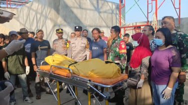 Pekerja Proyek Gantung Diri