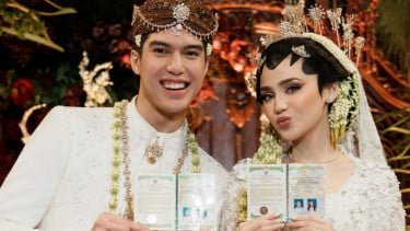 Bikin Mewek! Momen Syifa Hadju Nangis Tersedu Saat El Rumi Ucap Ijab Qabul