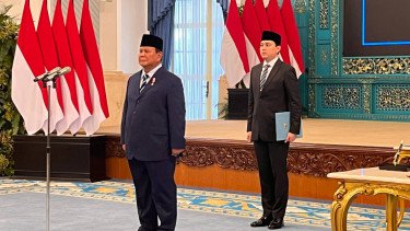 Prabowo Lantik Enam Pejabat Baru Hari Ini: Ada Qodari, Jumhur Hidayat hingga Hasan Nasbi