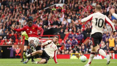 Ganas, MU Hancurkan Liverpool