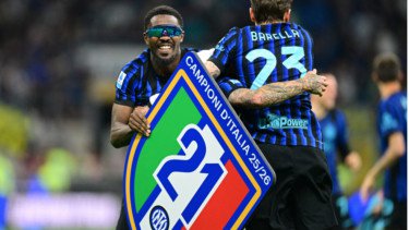 Inter Milan Resmi Kunci Scudetto ke-21 Usai Tumbangkan Parma 2-0