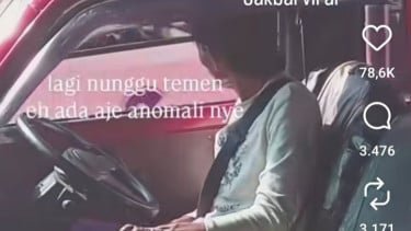 Aksi masturbasi yang diduga dilakukan seorang sopir angkot