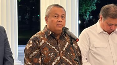Legislator DPR Semprot Gubernur BI: Dolar AS Tembus Rp17.600, Tapi Masih Dibilang Stabil!