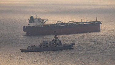 Trump Hentikan Sementara Project Freedom di Selat Hormuz, Blokade Iran Tetap Berlaku