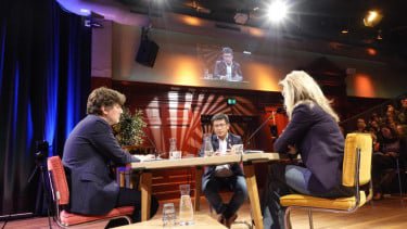 Anggota DPR RI Bonnie Triyana menghadiri debat di Belanda