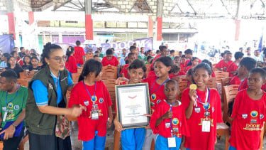 Program Doom Tra Kosong Cetak Rekor MURI Pelatihan Bahasa Inggris Terbanyak