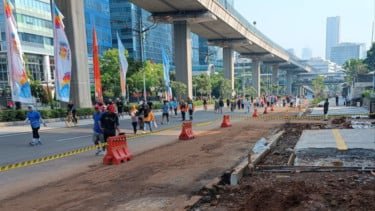 Car Free Day (CFD) Perdana di Jalan Rasuna Said Kuningan