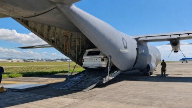 Momen Mobil Maung Milik Prabowo Diterbangkan ke KTT ASEAN di Filipina Pakai Airbus A400M TNI AU