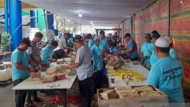 Pemprov Jakarta Imbau Warga Tak Pakai Plastik Buat Bungkus Daging Kurban