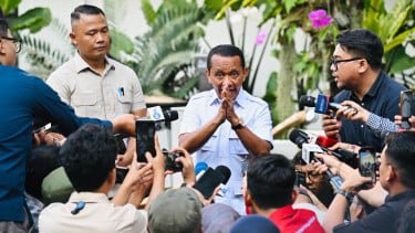 Menteri ESDM Bahlil Lahadalia di Kompleks Istana Kepresidenan
