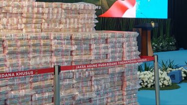 Di Depan Prabowo, Jaksa Agung Tegaskan Tumpukan Duit 10,27 T Bukan Seremonial Belaka