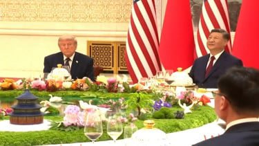 Presiden AS Donald Trump dan Presiden China Xi Jinping mengikuti jamuan makan malam