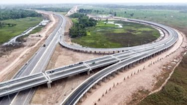 Hutama Karya Ungkap Progres Tol Palembang-Betung capai 81,99 persen