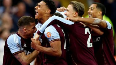 Bungkam Liverpool 4-2, Aston Villa Segel Tiket Liga Champions!