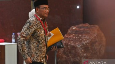 Muhadjir Effendy Dicecar KPK soal Kuota Haji Tambahan 2022