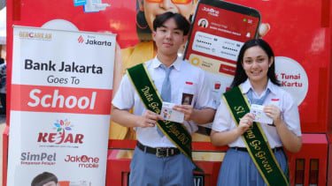 Pelajar SMAN 28 Jakarta menyambut antusias program KEJAR Bank Jakarta