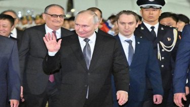 Presiden Rusia Vladimir Putin tiba di Beijing China jelang pertemuan dengan Xi Jinping